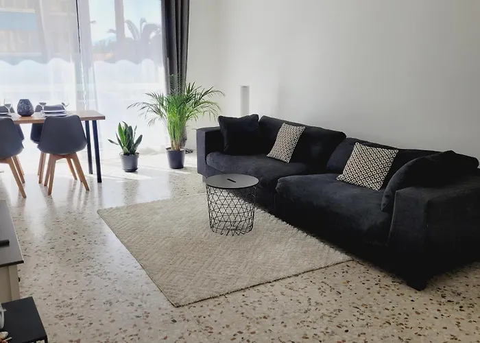 Spacieux T4 Renove En Plein Coeur De Hyeres Ideal Pour Des Vacances En Famille